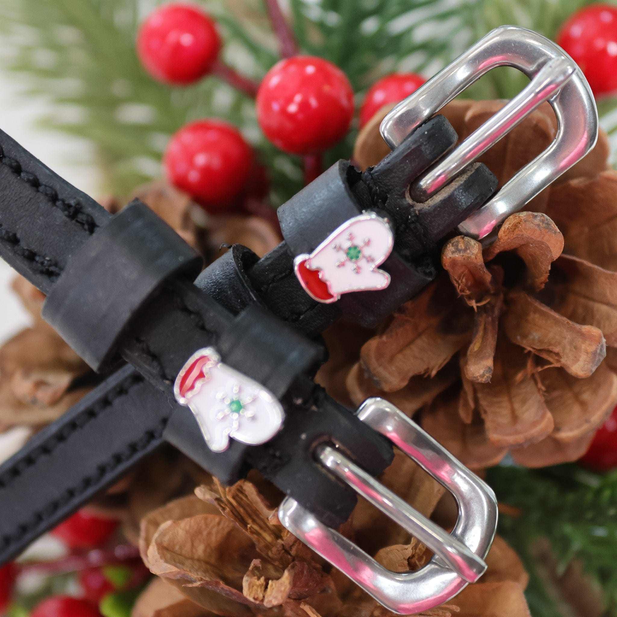 ManeJane Mittens Spur Straps Spur Straps — black leather, non-stretch, hero image for English riders.