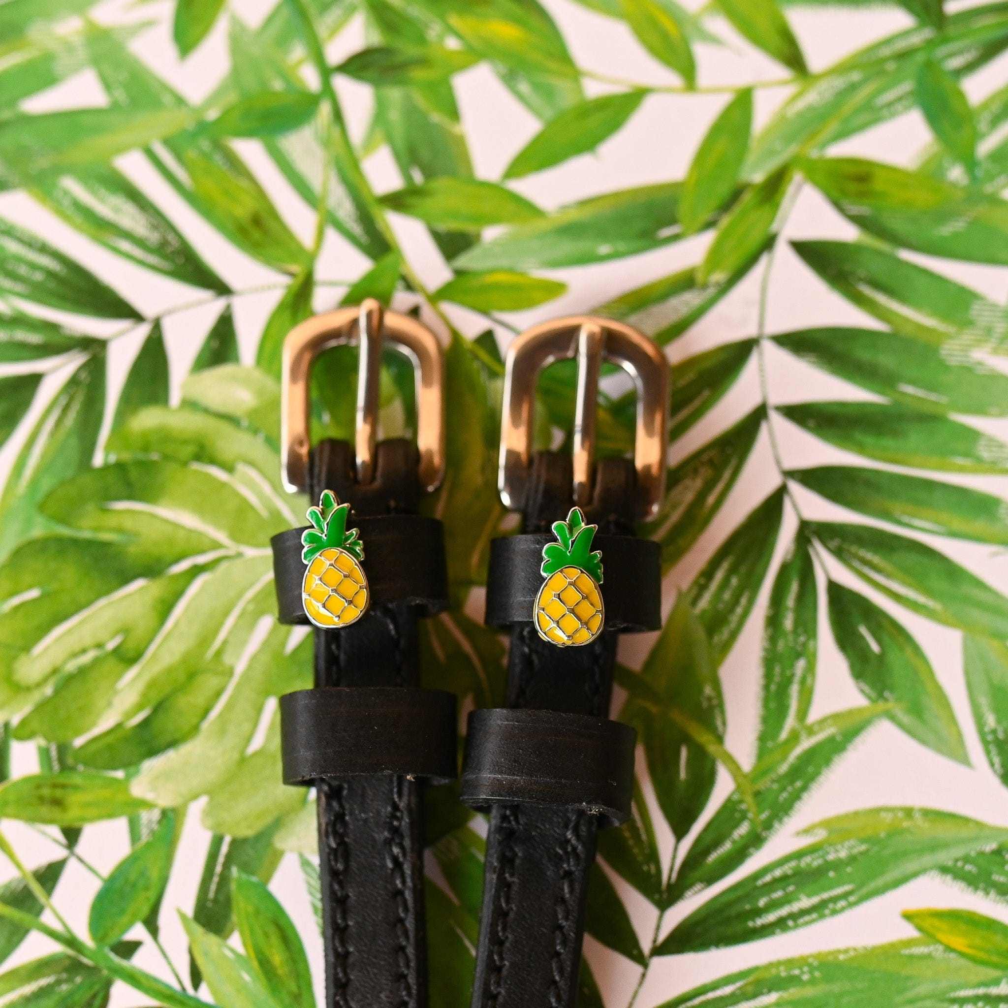 Pineapple Spur Straps ManeJane black leather spur straps with non-stretch interior and stainless steel buckle for English r.